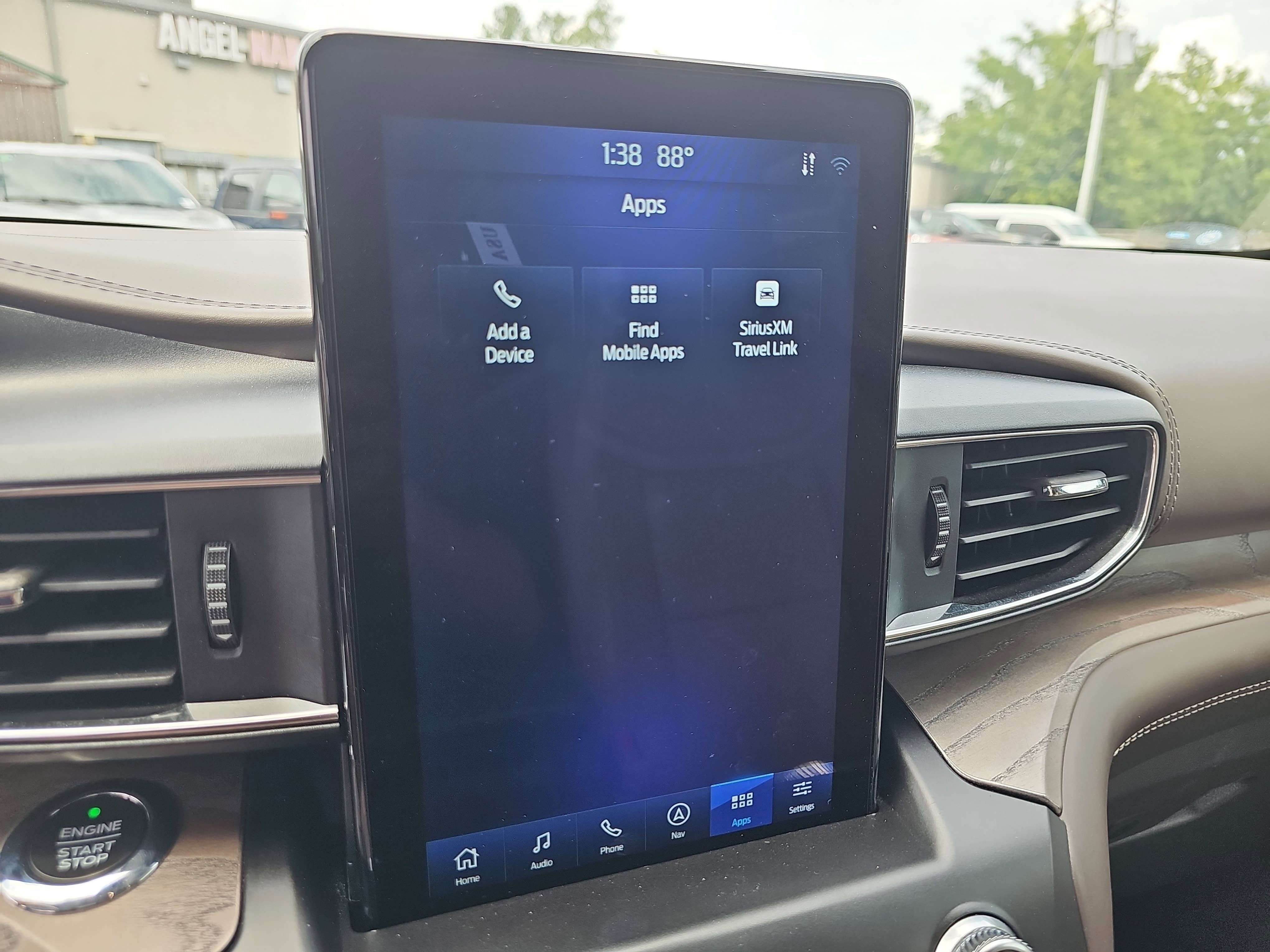 Used 2020 White Ford Platinum image 26