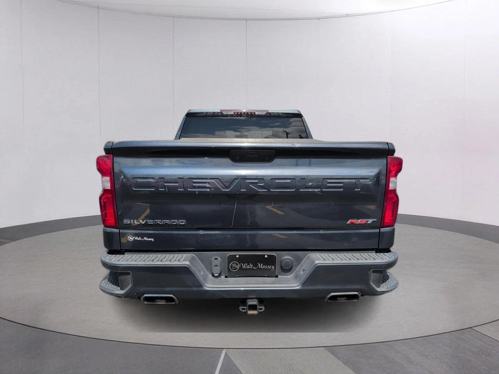 Used 2021 SHADOW GRAY METALLIC Chevrolet RST image 4