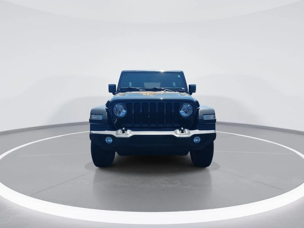 Used 2021 Black Jeep Unlimited Islander image 3