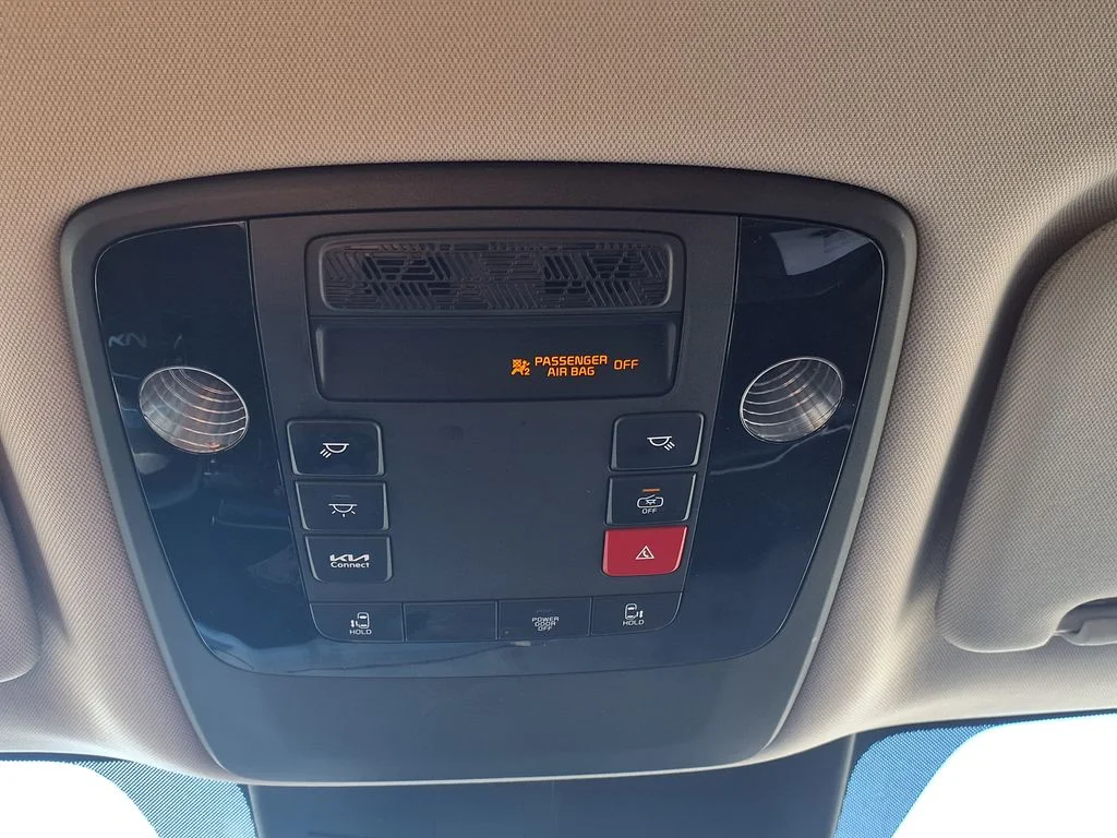 Used 2025 Gray Kia LXS image 28