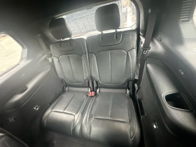 Certified Used 2022 Black Jeep Overland image 27