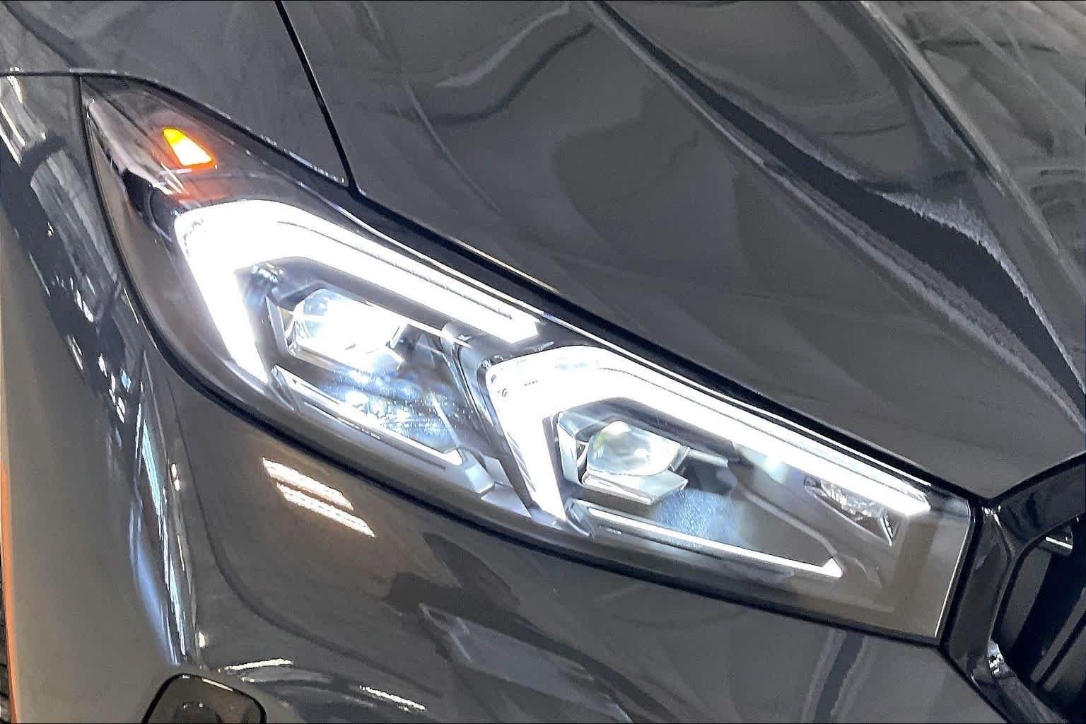 New 2026 Dravit Grey Metallic BMW 330i image 13