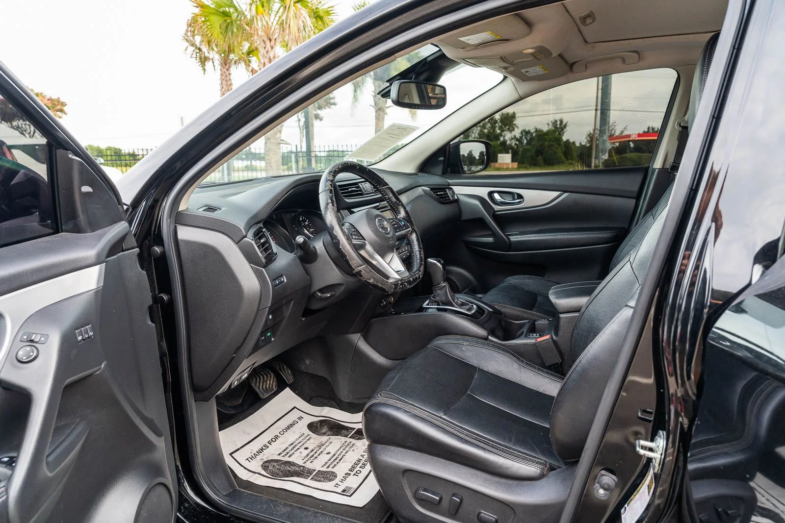 Used 2020 Black Nissan SL image 15