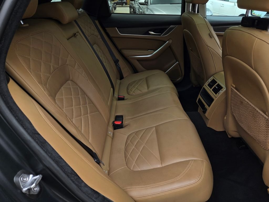 2021 Jaguar F-Pace S - Photo 16