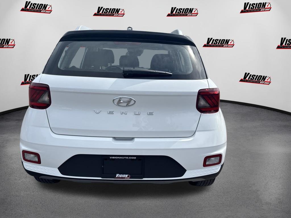 New 2026 White Hyundai SEL w/Two-Tone Roof image 6