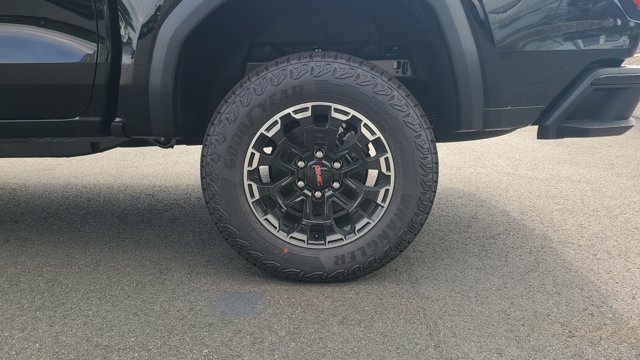 New 2026 Onyx Black GMC AT4 image 9