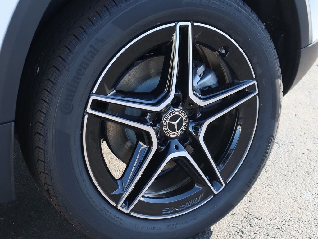Used 2026 Polar White Mercedes-Benz GLA 250 image 49