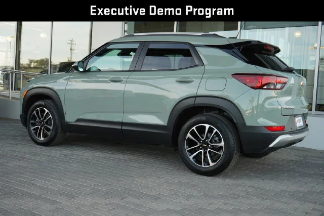 Used 2026 Cacti Green Chevrolet LT image 6