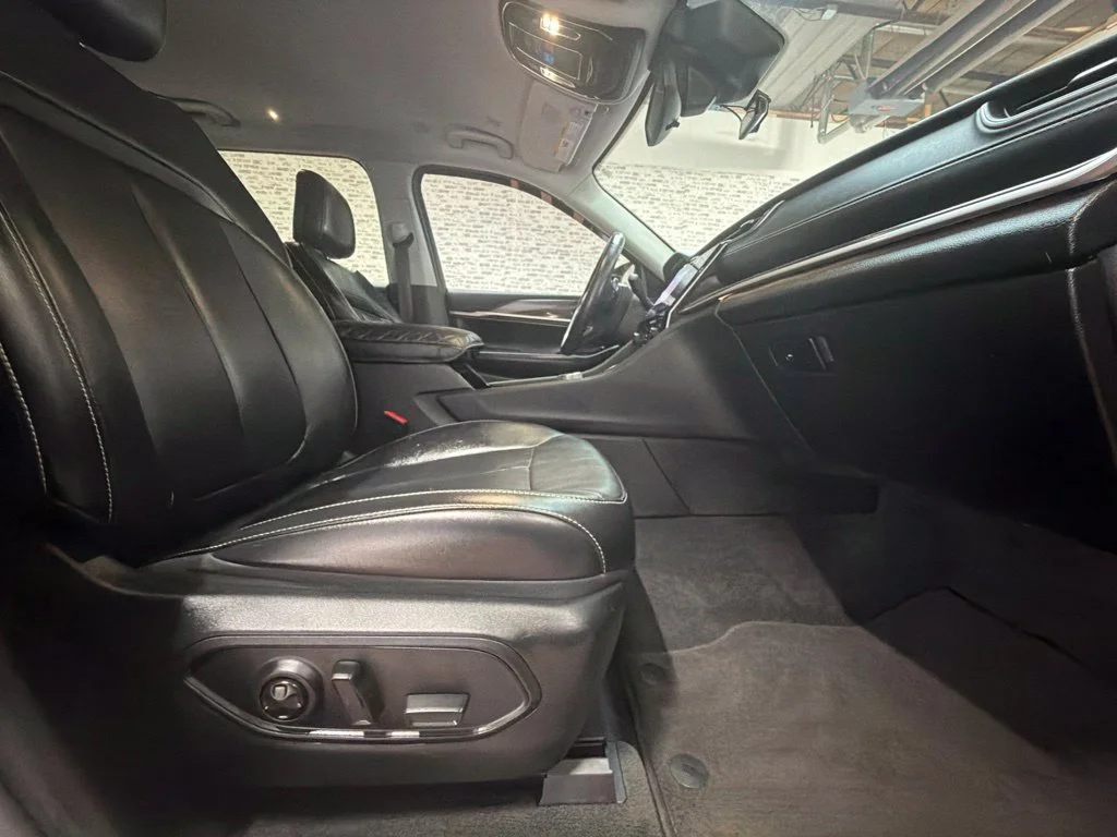 Used 2021 Bright White Clearcoat Jeep Limited image 12