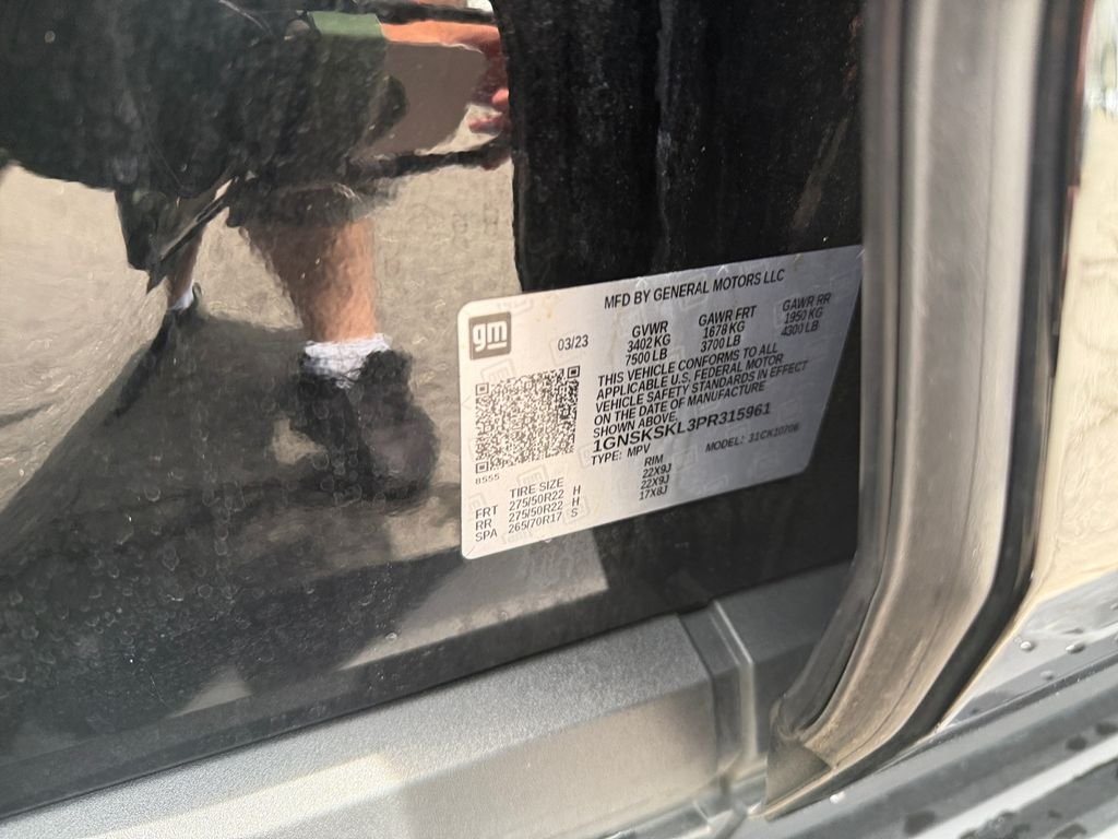 Used 2023 Black Chevrolet Premier image 29