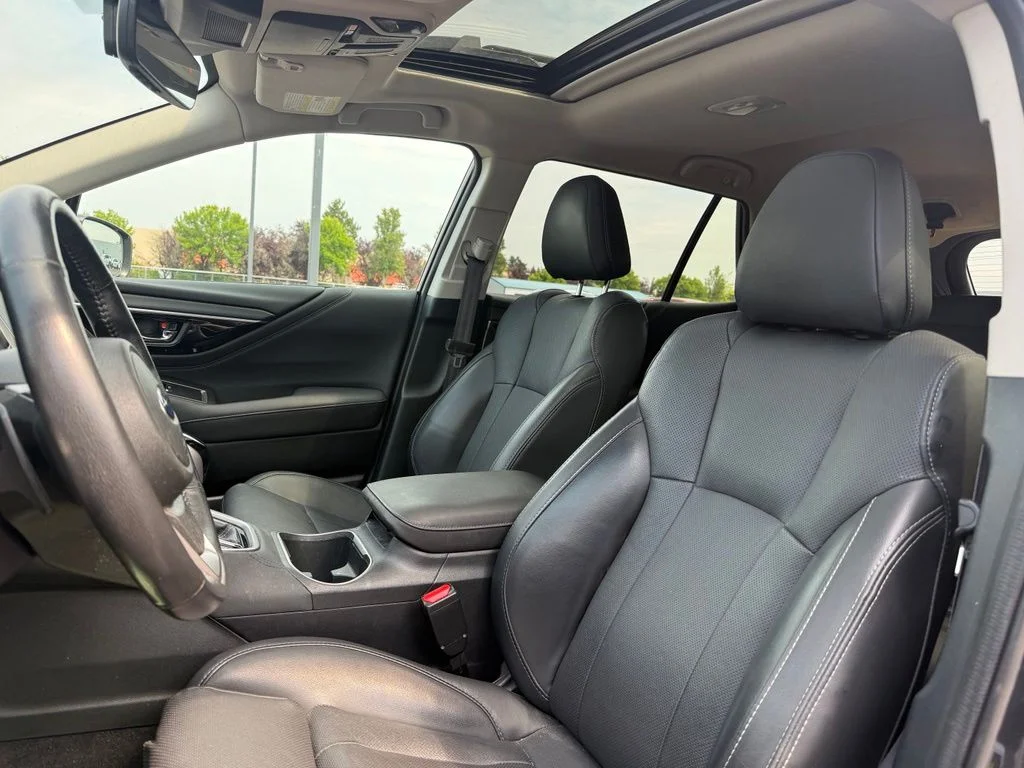 Used 2023 Magnetite Gray Metallic Subaru Limited image 9