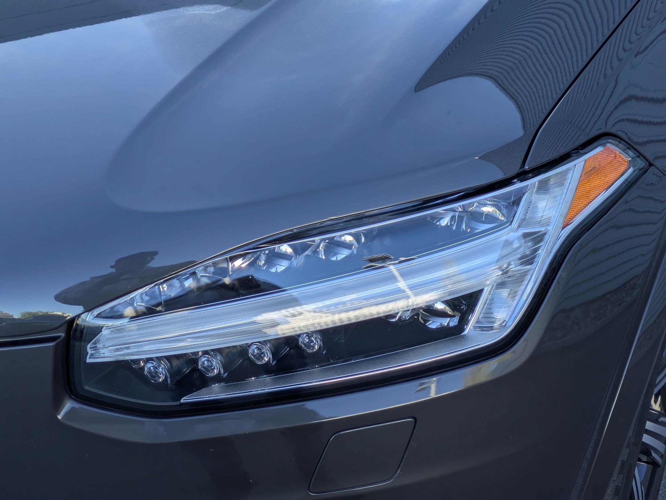 Certified Used 2023 Platinum Gray Metallic Volvo Plus image 10