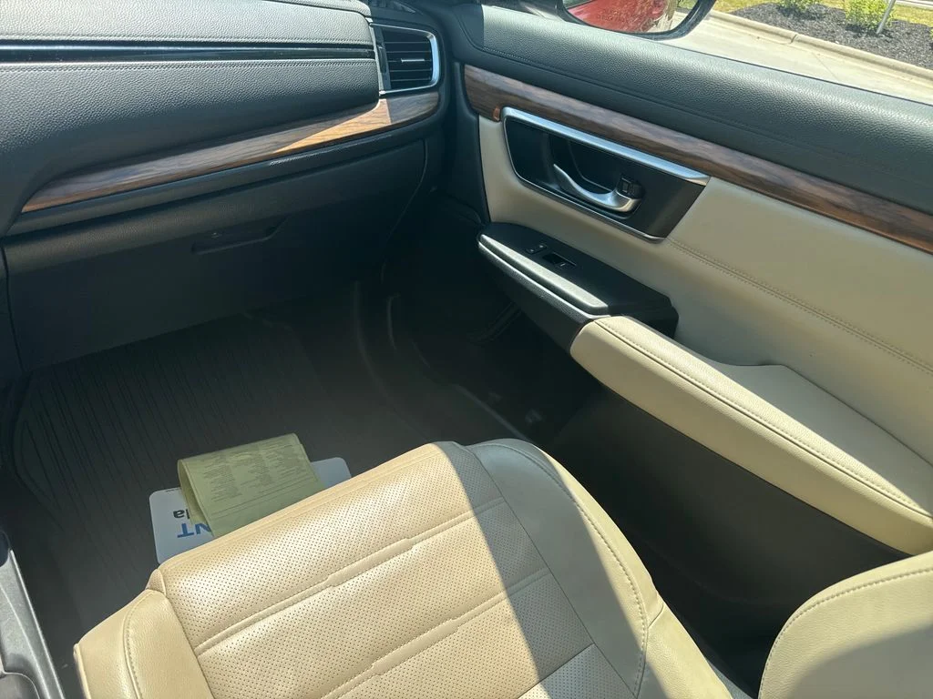 Certified Used 2019 Molten Lava Pearl Honda EX-L image 17