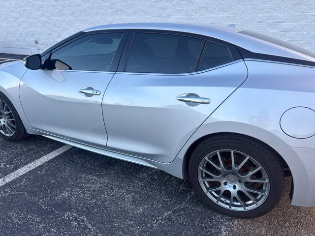 Used 2017 Silver Nissan 3.5 SV image 15