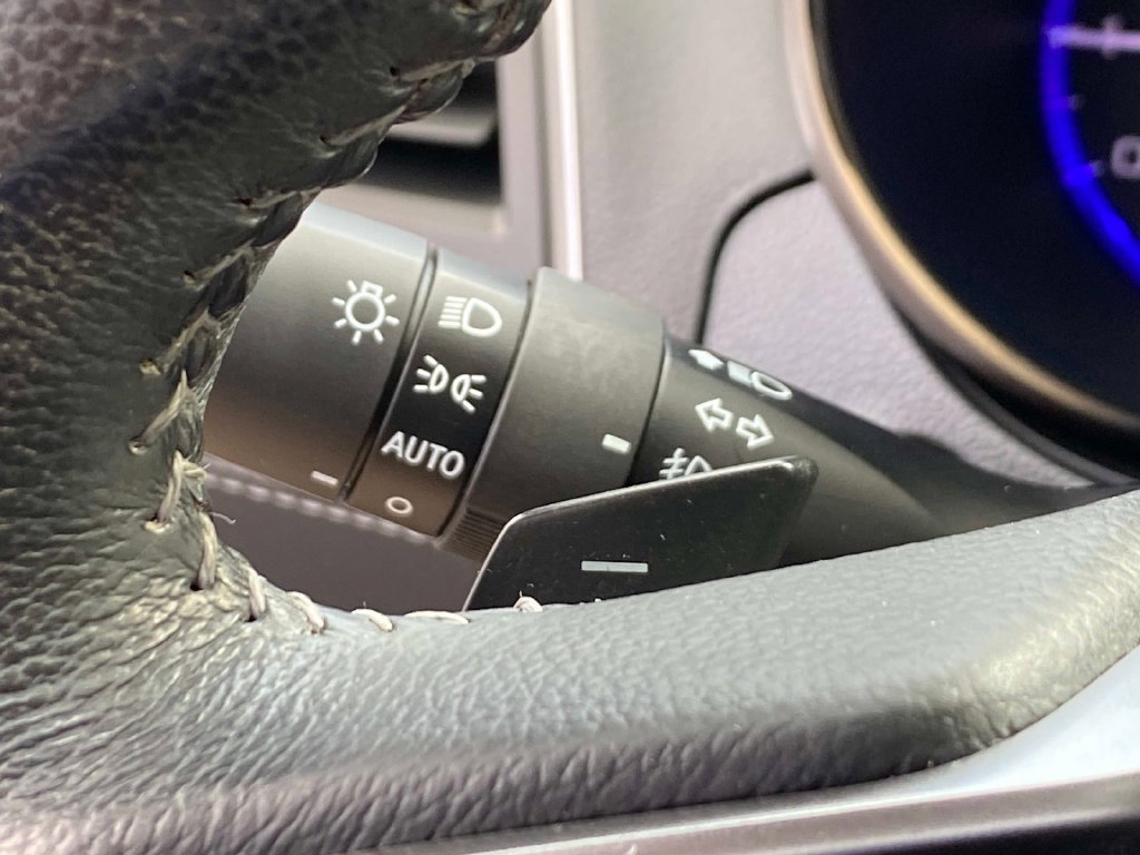 Used 2019 Red Subaru 2.5i image 20