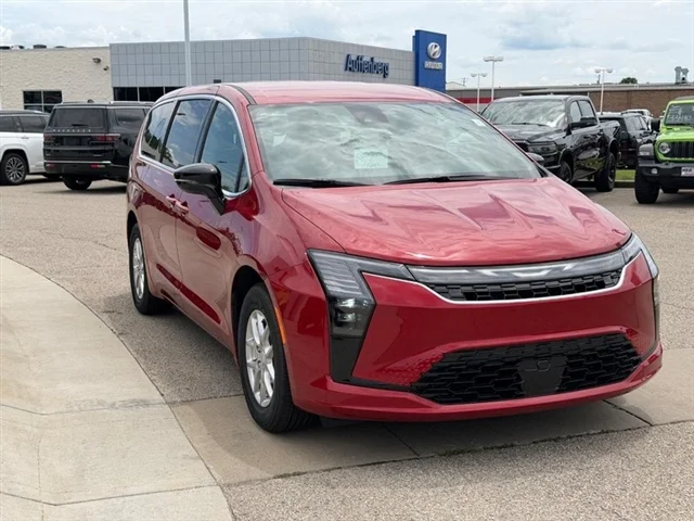 New 2027 Red Hot Pearl-Coat Exterior Paint Chrysler Select image 3