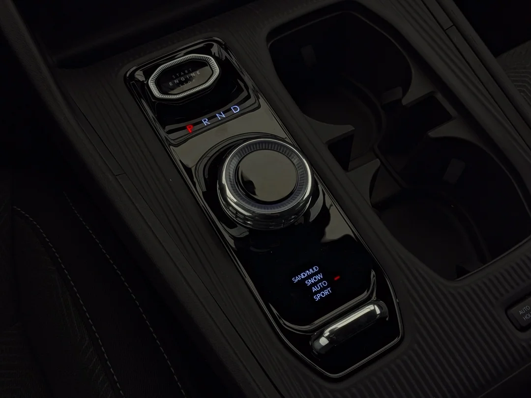 New 2026 Black Jeep Laredo - - 4x4 - 1.6L Turbo Hybrid - Uconnect 5 w/ 12.3 Screen & More! image 19