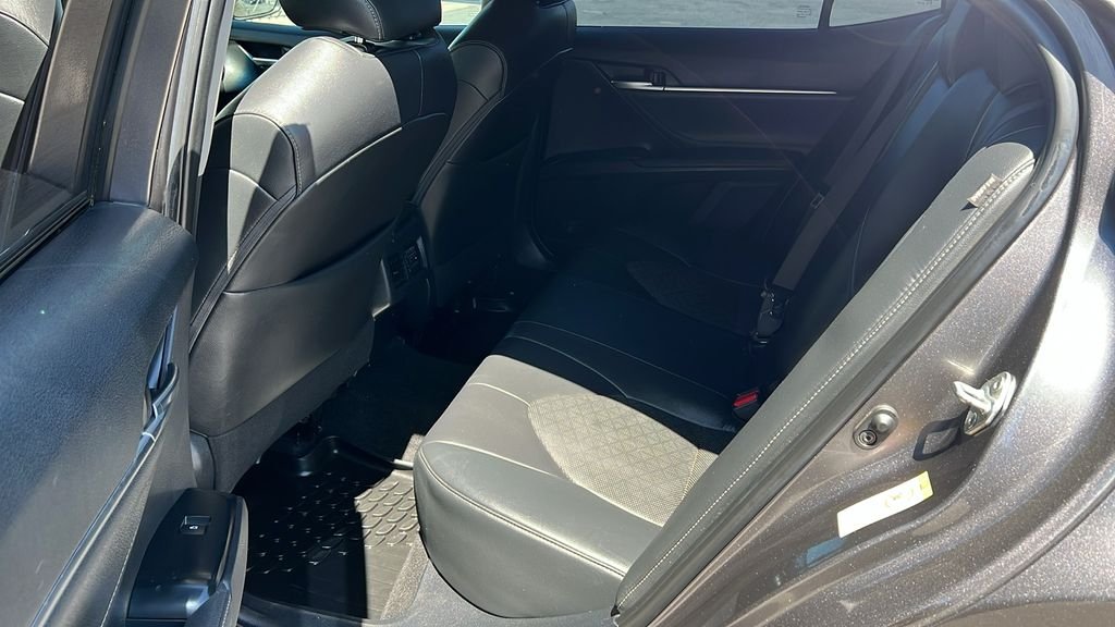 Used 2018 Gray Toyota XSE image 11