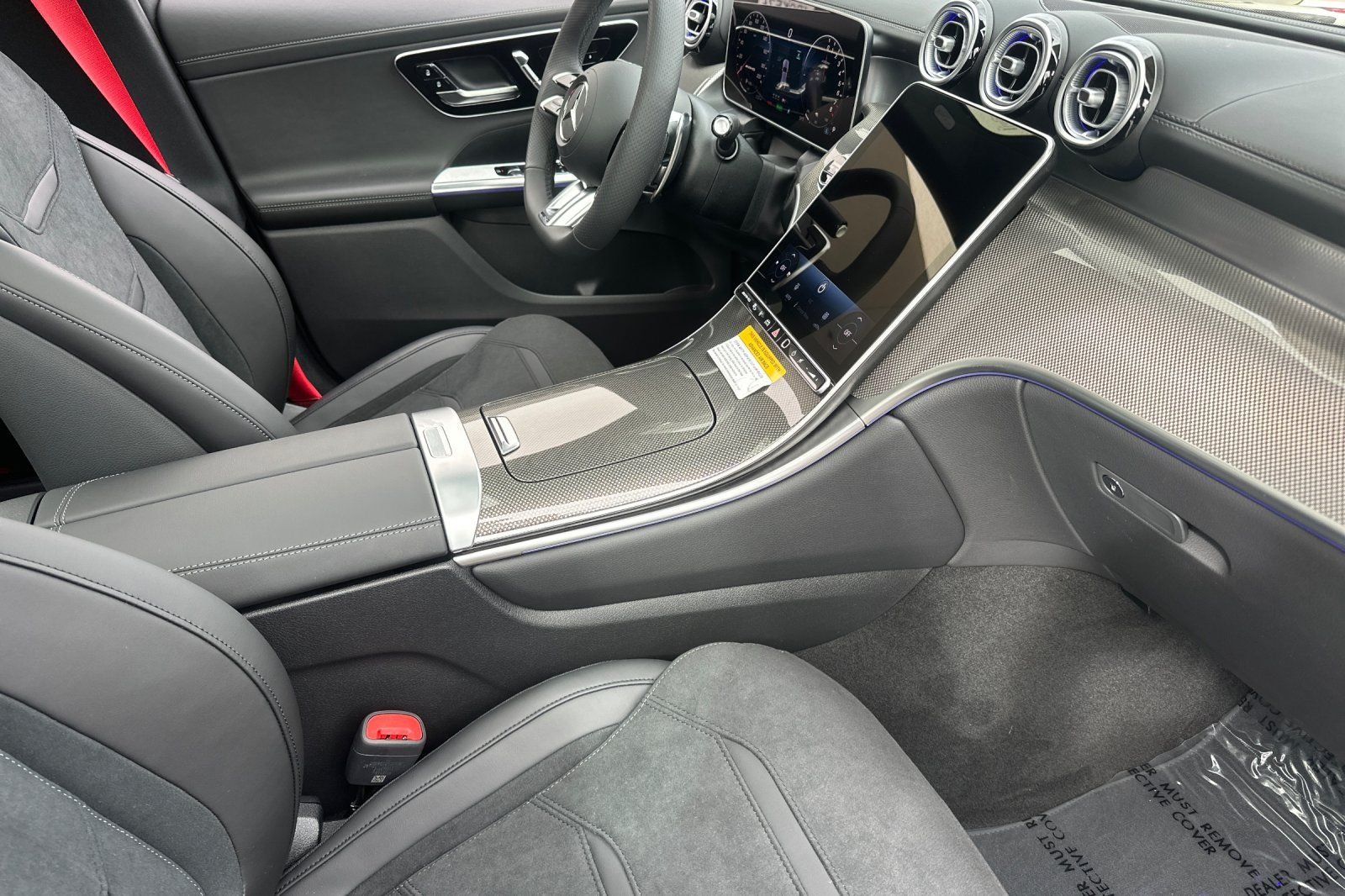 2025 Mercedes-Benz GLC AMG GLC63 S - Photo 12