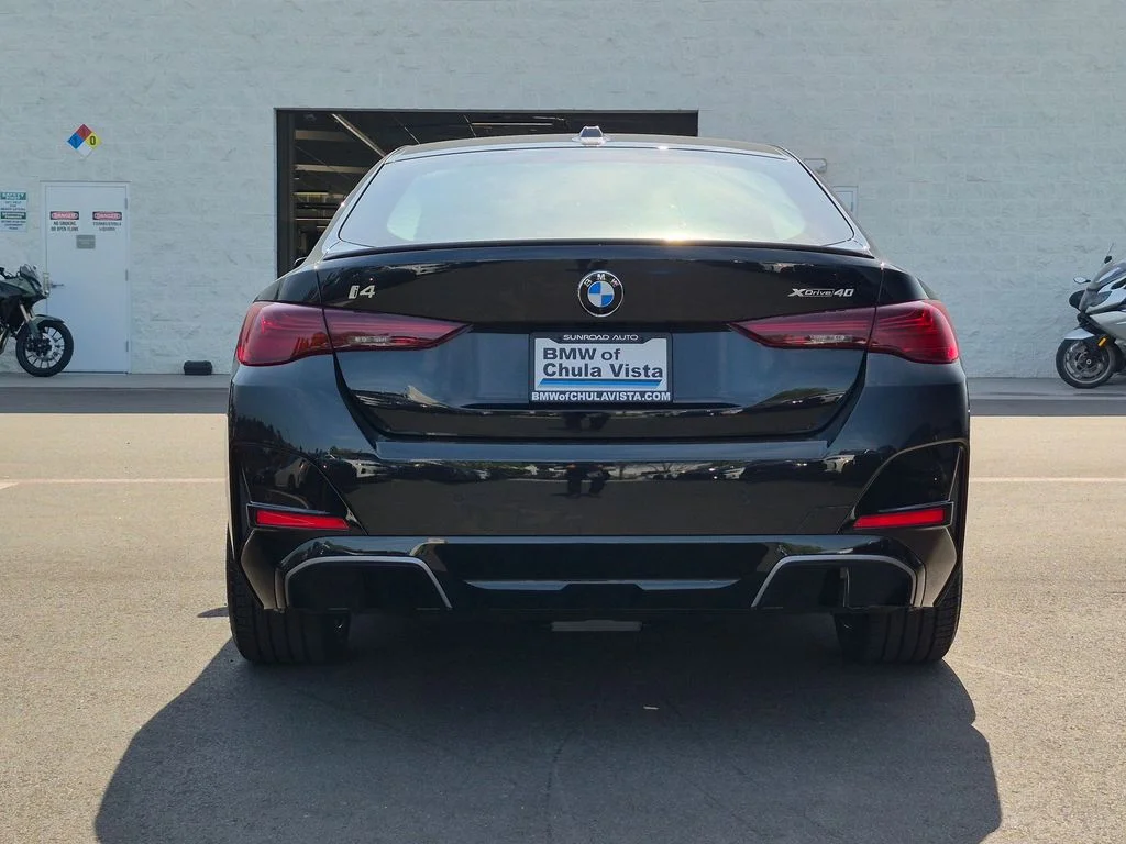 New 2026 Black BMW xDrive40 image 7