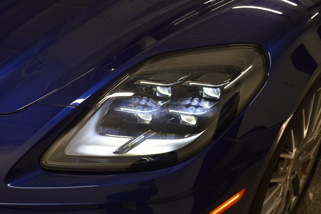Used 2025 Blue Porsche  image 11