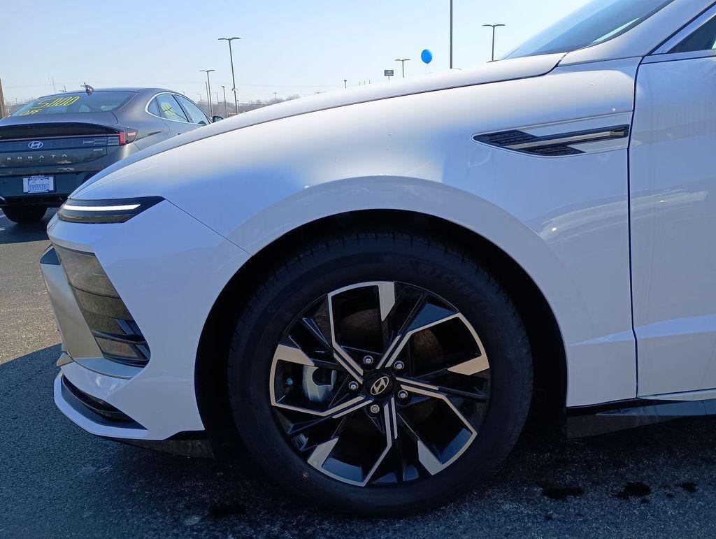 2025 Hyundai Sonata SEL - Photo 16