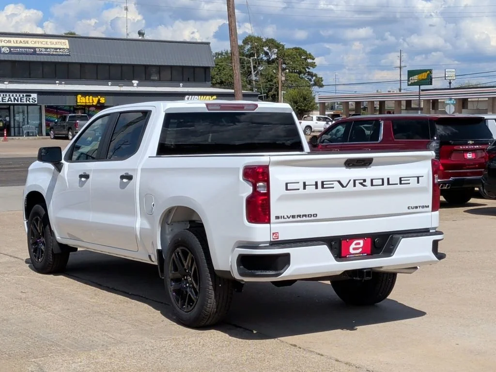 New 2026 Summit White Chevrolet Custom image 6
