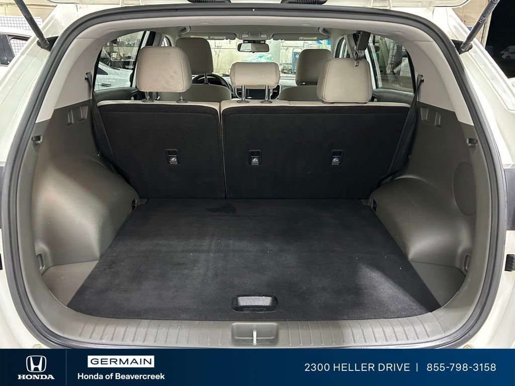 Used 2019 Clear White Kia LX image 29