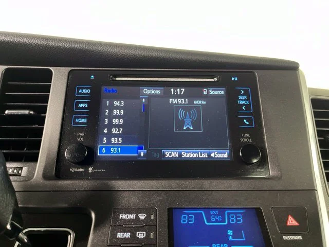Used 2015 Silver Toyota LE image 26