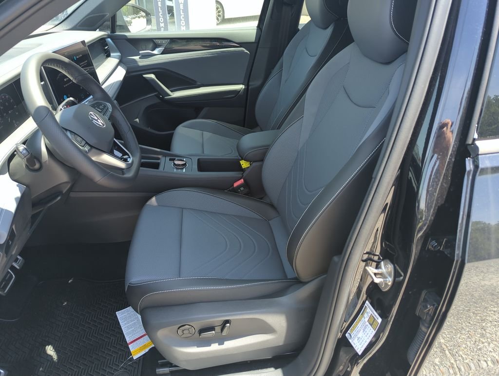 New 2026 Black Volkswagen 2.0T SE R-Line Black image 12
