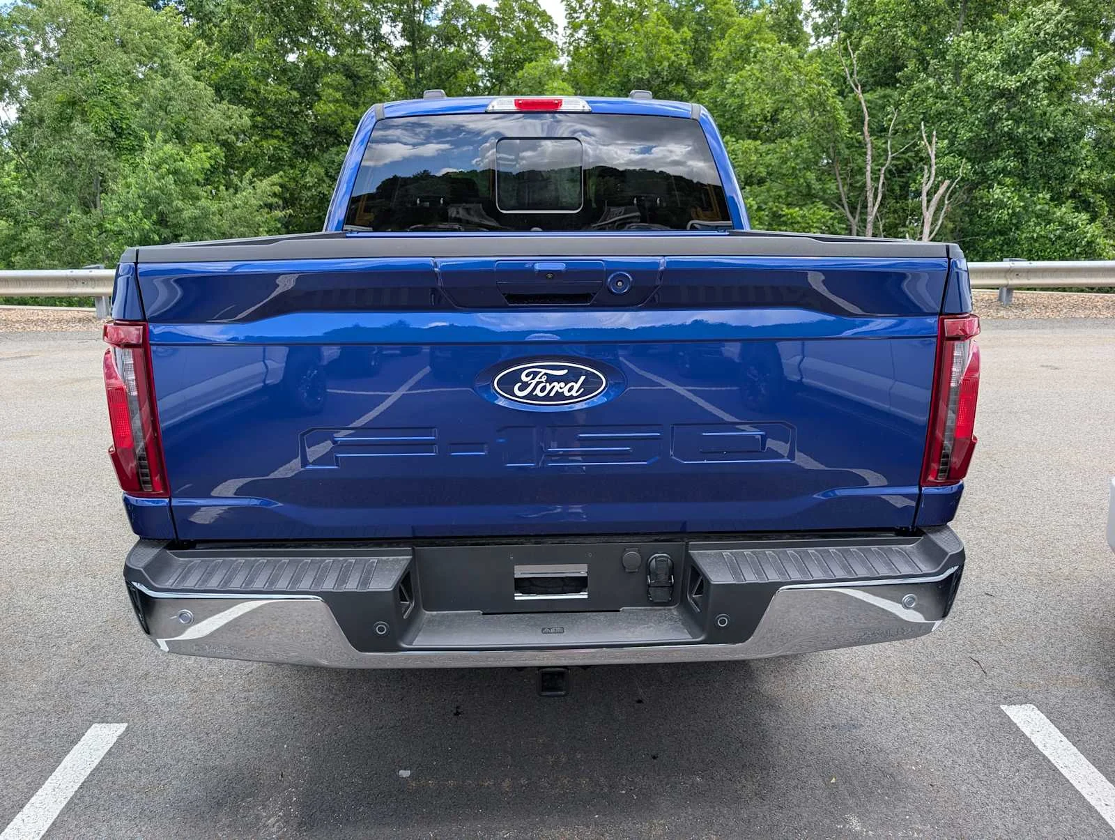 New 2026 Argon Blue Metallic Ford XLT image 8
