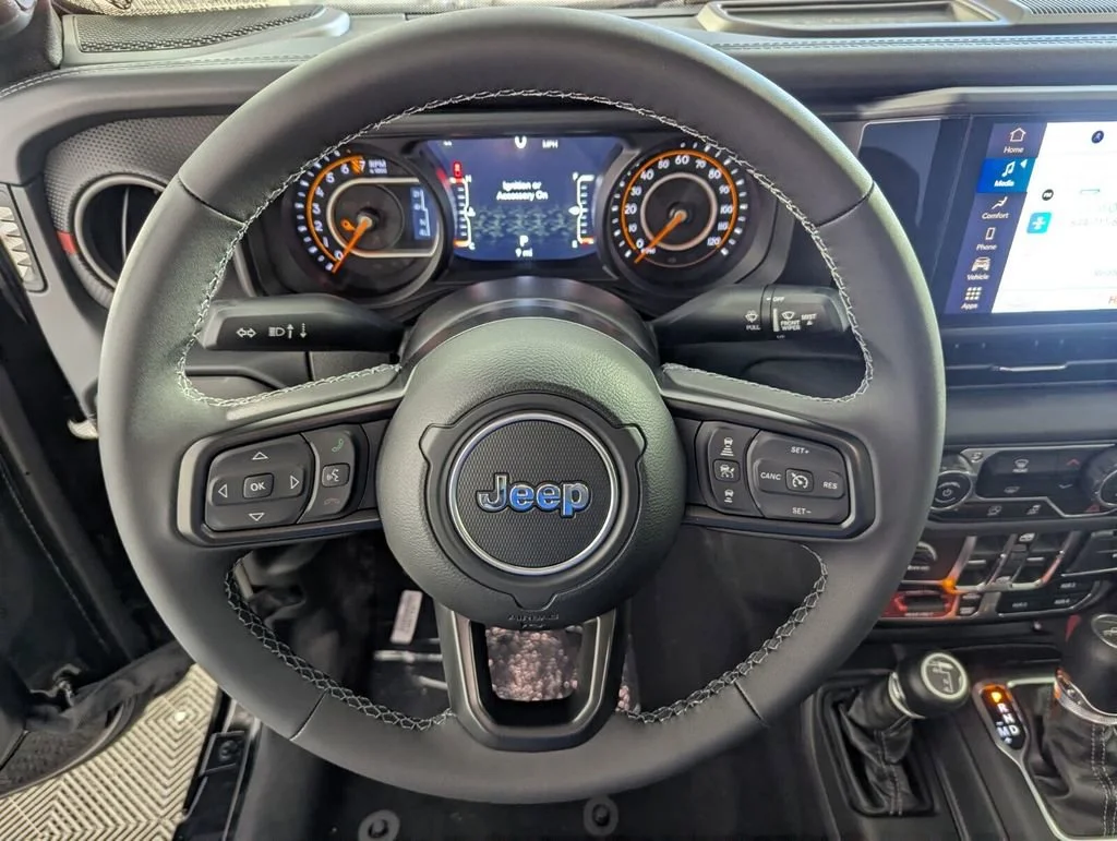 New 2026 Black Clearcoat Jeep Rubicon image 18