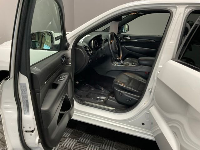 Used 2019 Bright White Clearcoat Jeep High Altitude image 13
