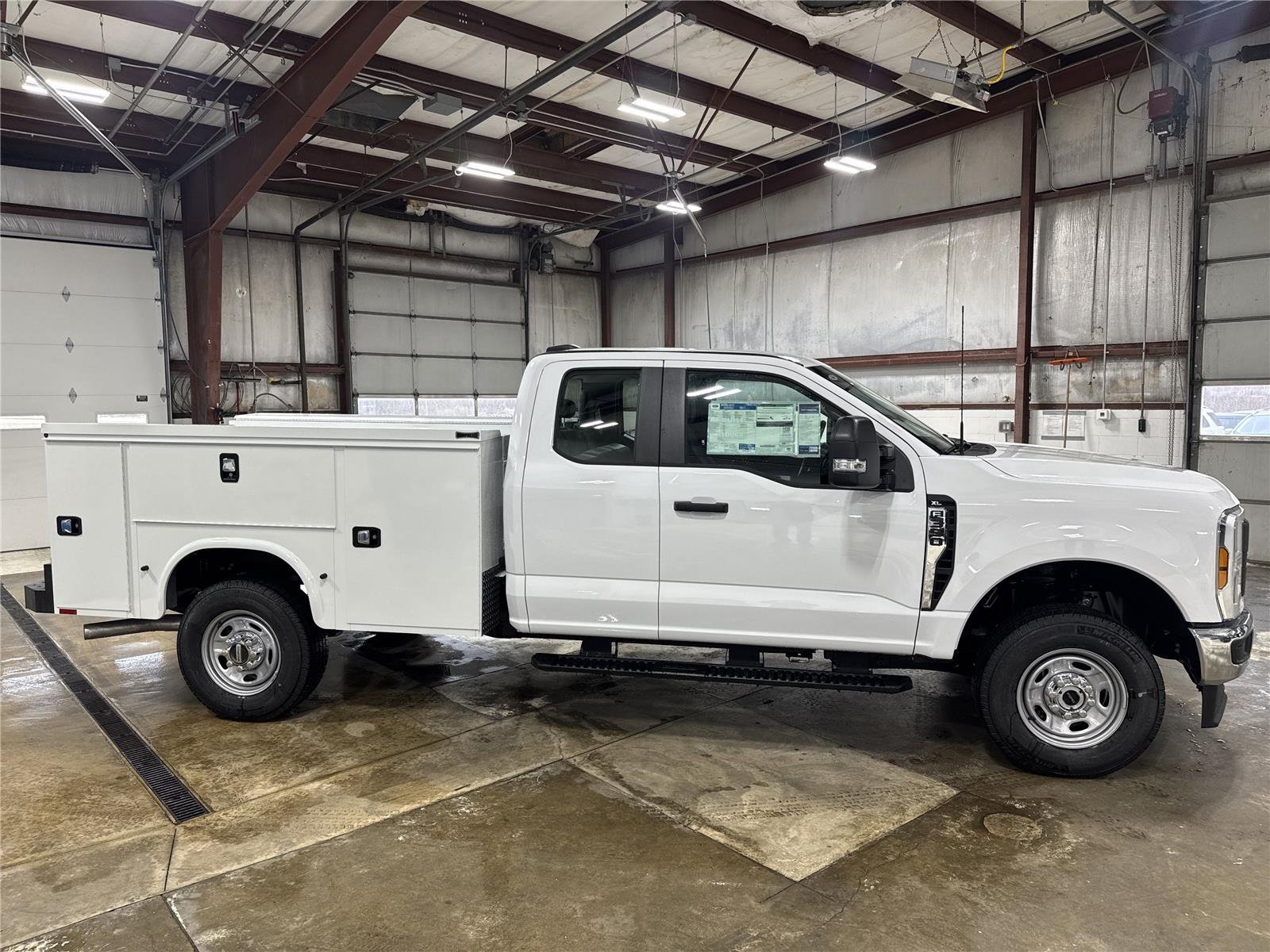 New 2026 Oxford White Ford F-350® XL image 6