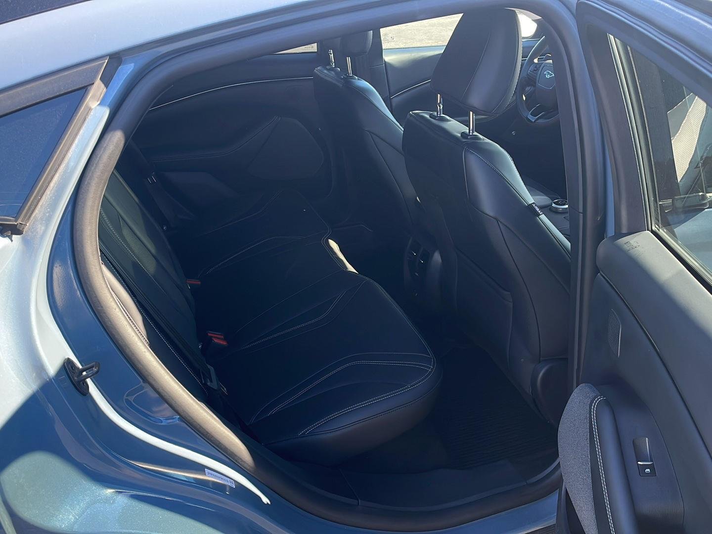 Used 2023 Vapor Blue Metallic Ford Premium image 28