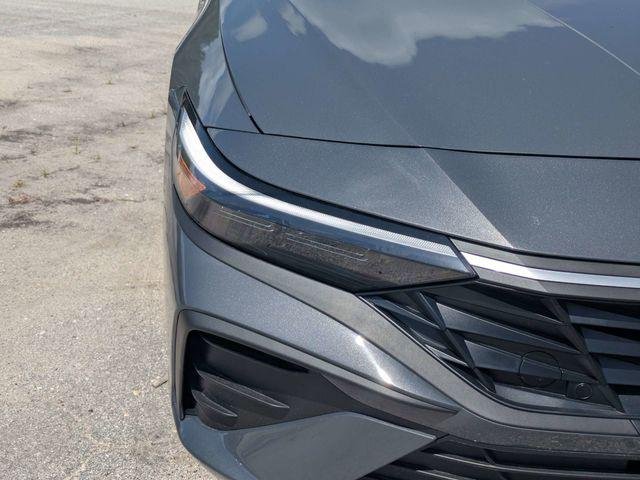 New 2026 Gray Hyundai SEL Sport image 9
