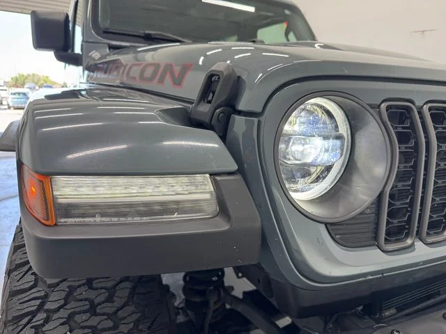Used 2024 Anvil Clear Coat Jeep Rubicon X image 34
