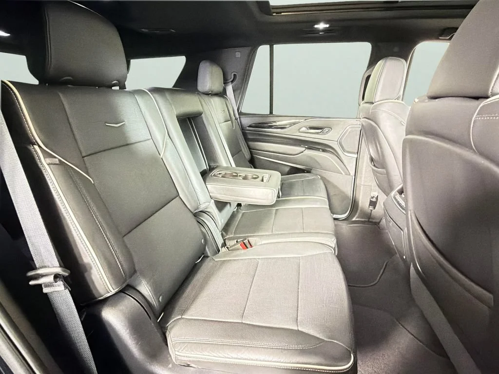 Used 2021 BLACK RAVEN Cadillac Sport image 36
