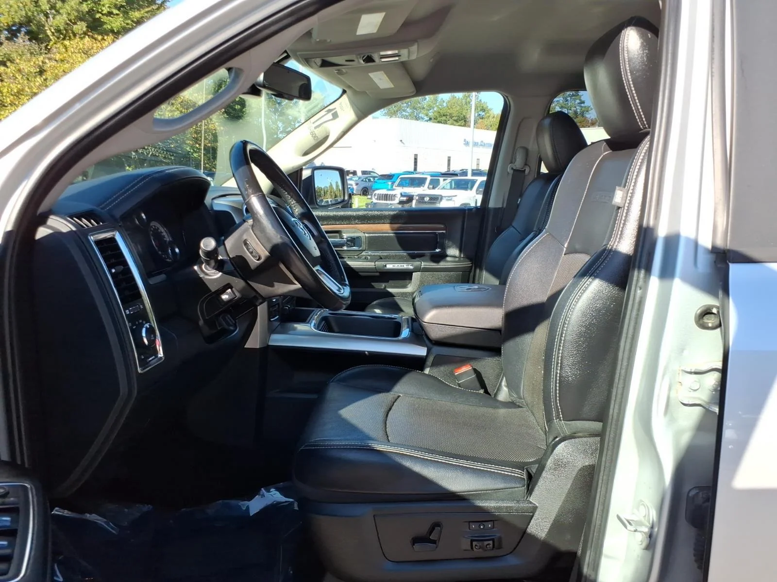 Used 2017 Bright Silver Metallic Clearcoat Ram Laramie image 11