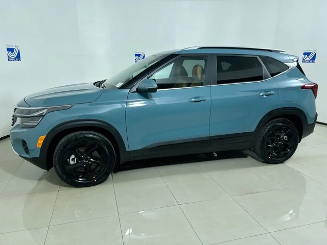 New 2026 Pluton Blue Kia EX image 4