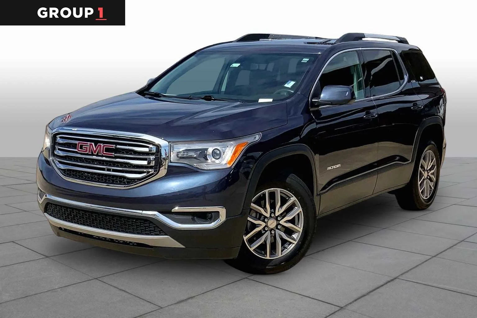 Used 2019 BLUE STEEL METALLIC GMC SLE image 1
