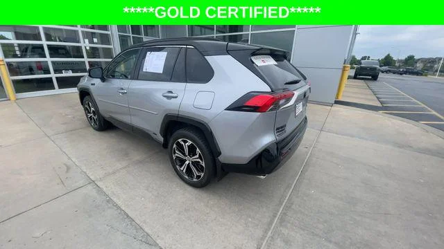 Certified Used 2022 SILVER SKY MET W/BLK Toyota  image 8