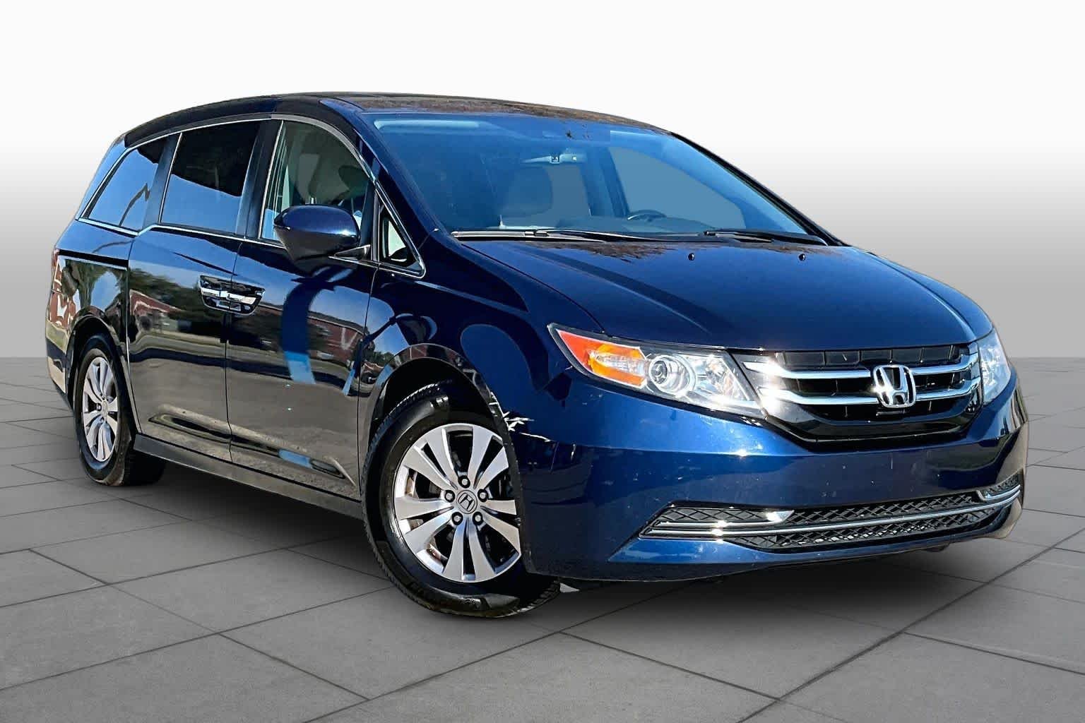 Used 2016 Obsidian Blue Pearl Honda EX-L image 3