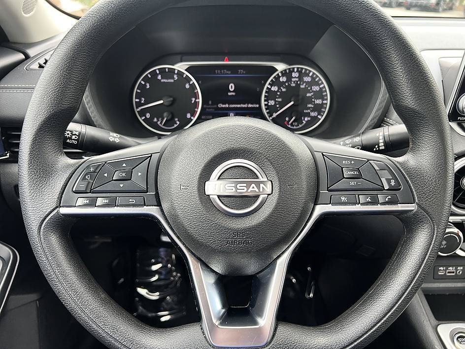 Used 2025 Super Black Nissan SV image 21