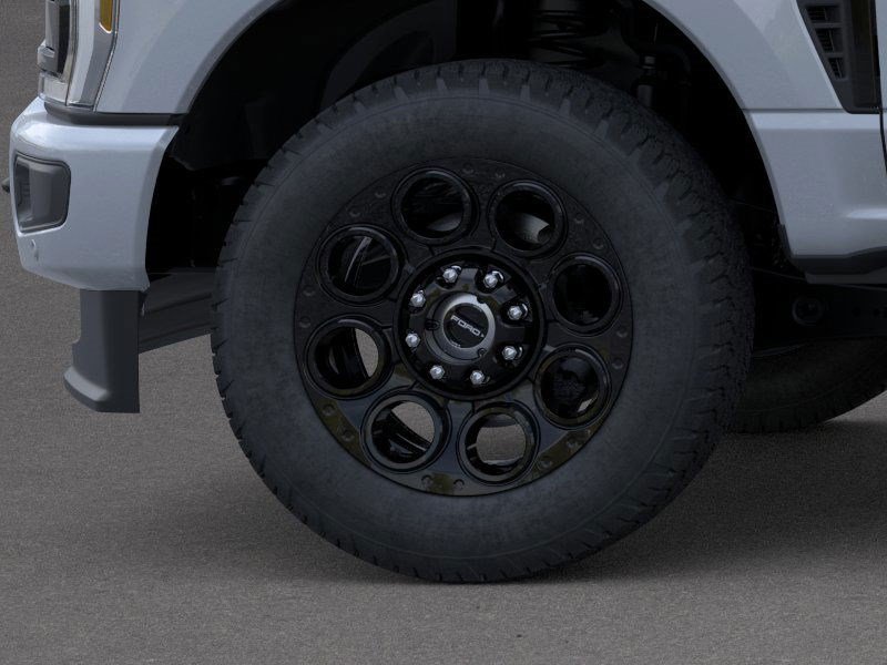 New 2026 Glacier Gray Metallic Tri-Coat Ford LARIAT image 19