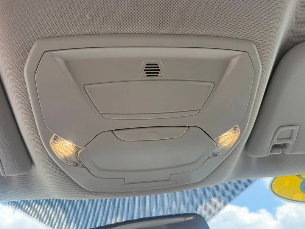 Used 2018 Black Ford SE image 32