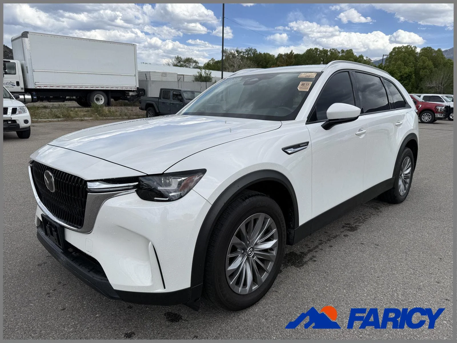 Used 2024 Rhodium White Premium Mazda Preferred image 1