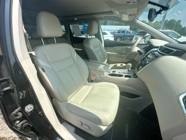 Used 2018 Black Nissan SL image 31