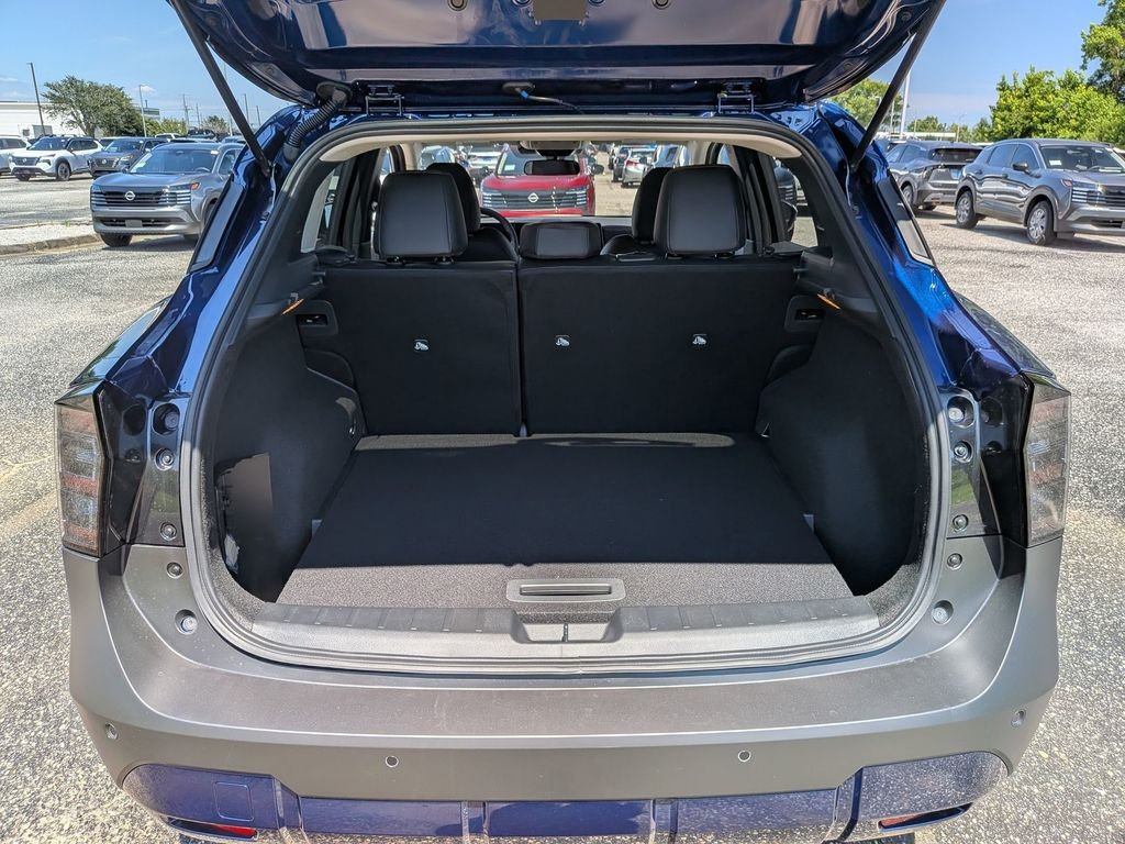 New 2026 Blue Nissan SR image 27