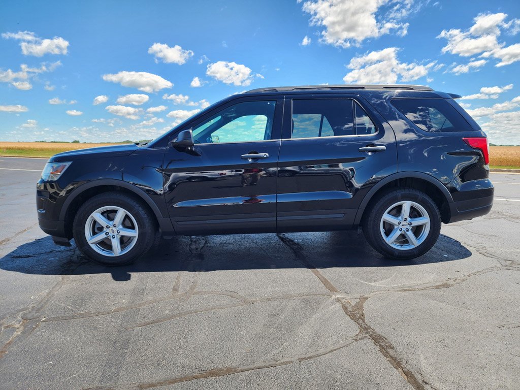 Used 2018 Shadow Black Ford Base image 6